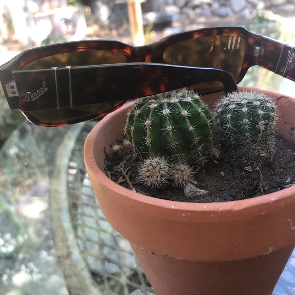 Persol Men’s Sunglasses - Picture 2 of 5